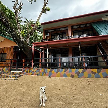 Fabregas Beach Cottages El Nido Esterno foto